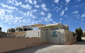 Koumpis Residences